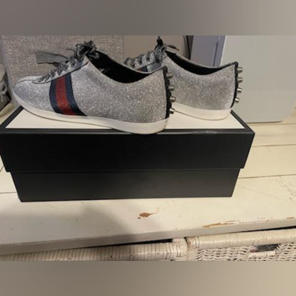 Gucci Silver Glitter Studded Low Top Sneaker